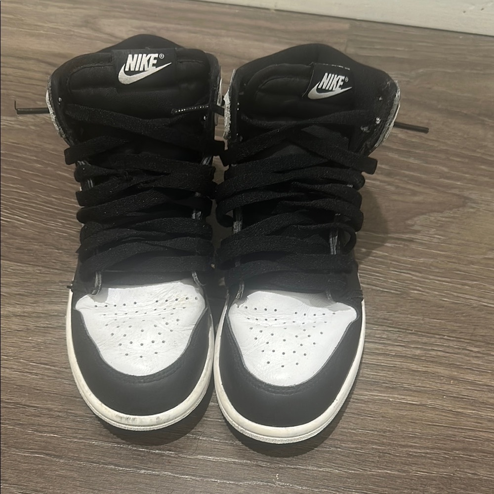 Jordan 1 - Picture 2 of 5